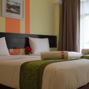 Superior Twin Room City View